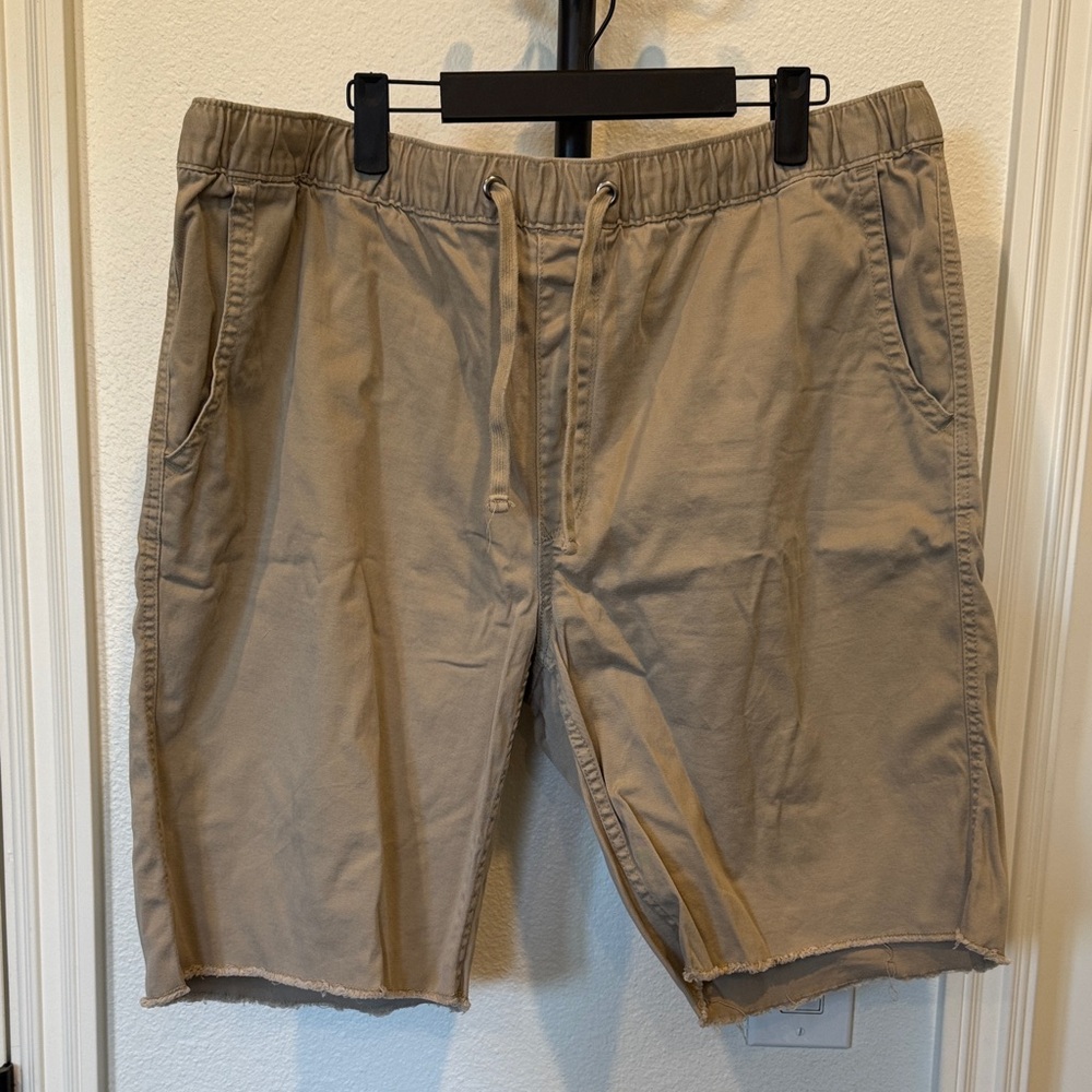 Arizona Jean Company Men's Tan Flat Front Shorts